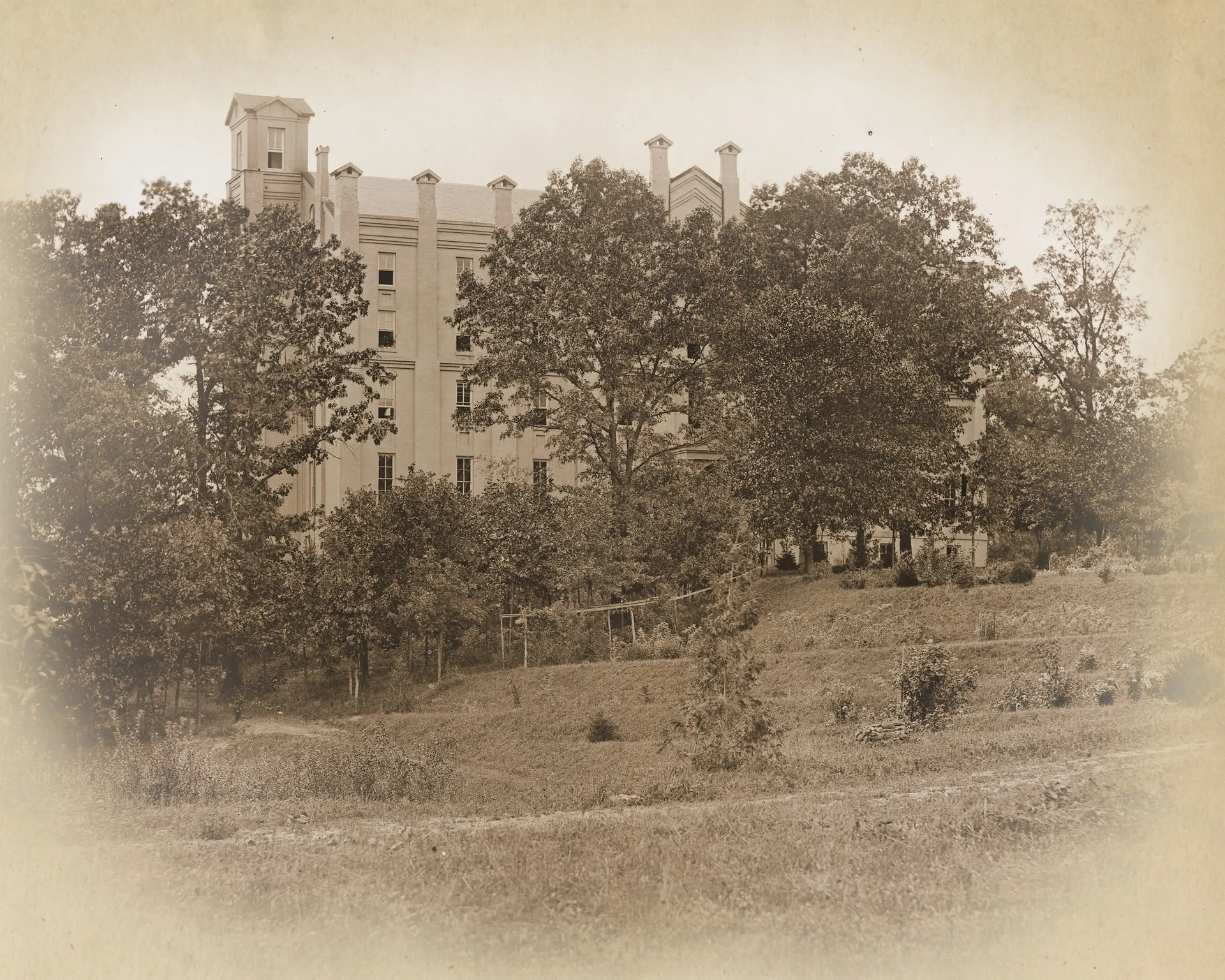 old building, vintage photo